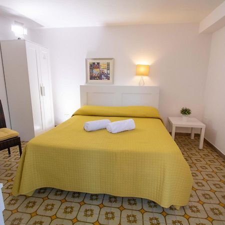 Le Torrette Rooms And Apartments Avola Luaran gambar