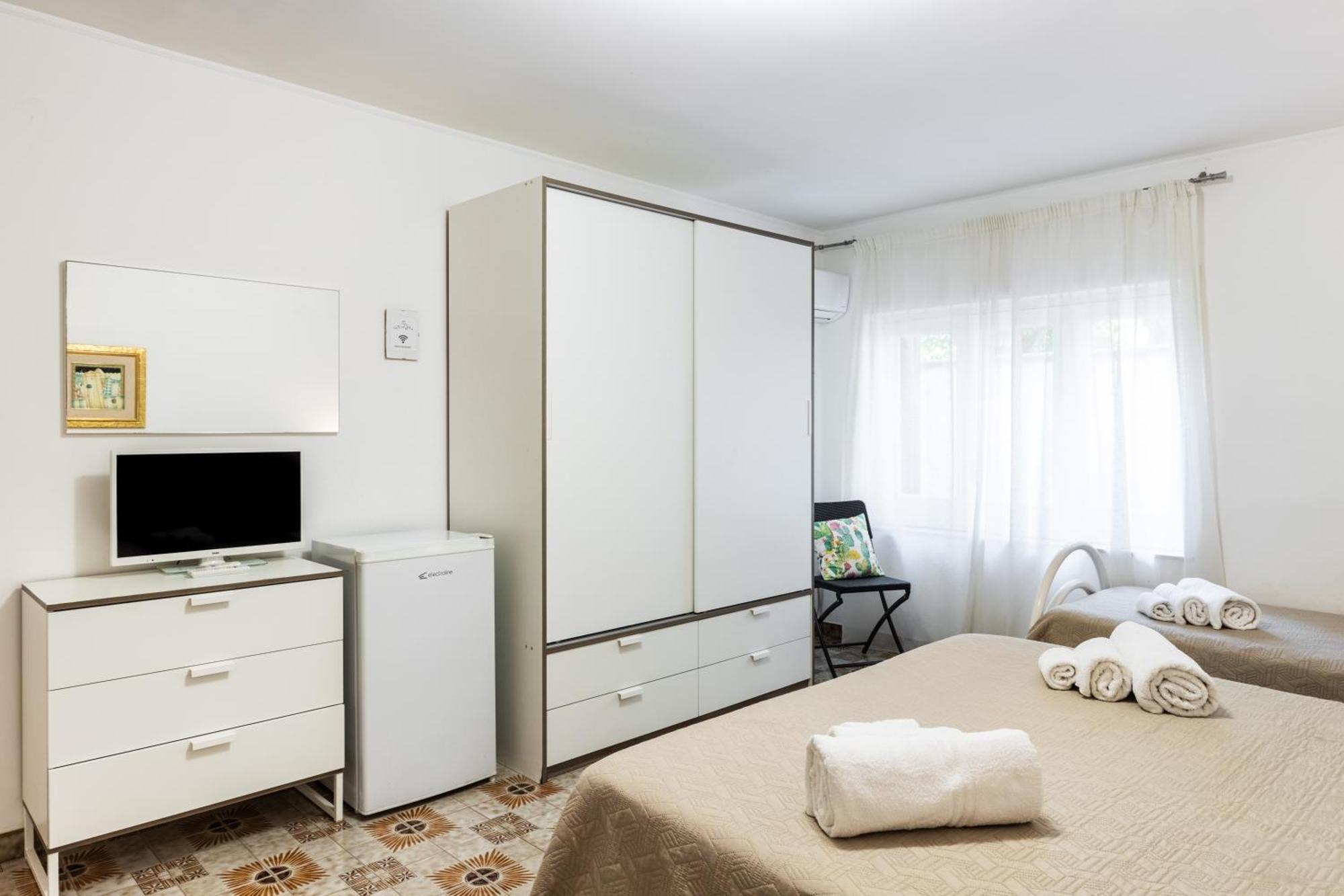 Le Torrette Rooms And Apartments Avola Luaran gambar